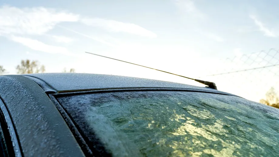 Cum să faci lichid de parbriz acasă! Rezistă la temperaturi de −20°C și nu costă mult