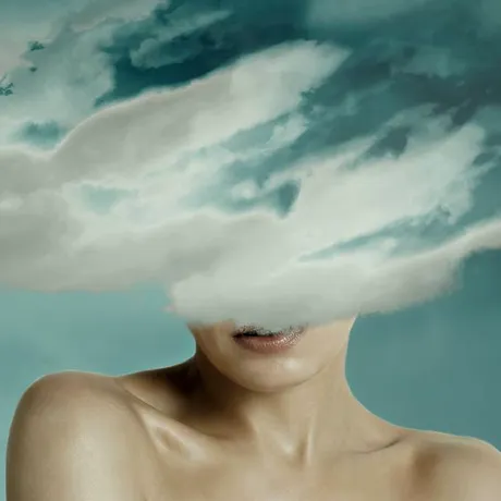 Simptomul care anunță menopauza. Poate apărea încă de la vârsta de 30 de ani