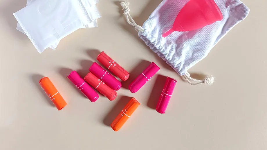 Tampoane, absorbante sau cupă menstruală. Care este alegerea corectă, în opinia ginecologului?