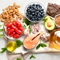 Alimente care te fac să arăți cu 10 ani mai tânără. Ce să mănânci să nu mai dai bani pe creme