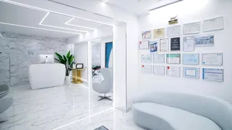 (P) Ce descoperi, de fapt, când pășești într-o clinică dentară de top?