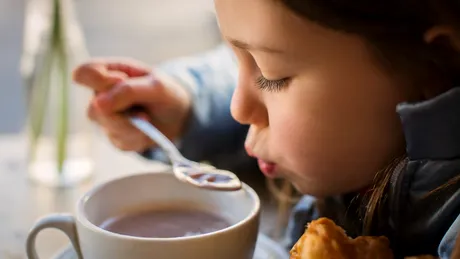 5 remedii naturale pentru febra cauzată de infecții respiratorii. Sunt chiar mai bune decât pastilele!