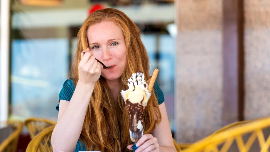 De ce întotdeauna ai loc pentru desert, chiar și după o masă copioasă. Explicația care te va surprinde