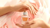 Parfumurile care cresc riscul de infertilitate. Citește eticheta și evită aceste ingrediente!