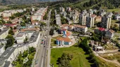 Orașul din România în care un apartament cu două camere costă doar 9.500€ acum, în decembrie 2025