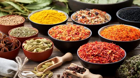 Condimentul cu efect antiinflamator. De ce îl folosesc des pacienții cu cancer