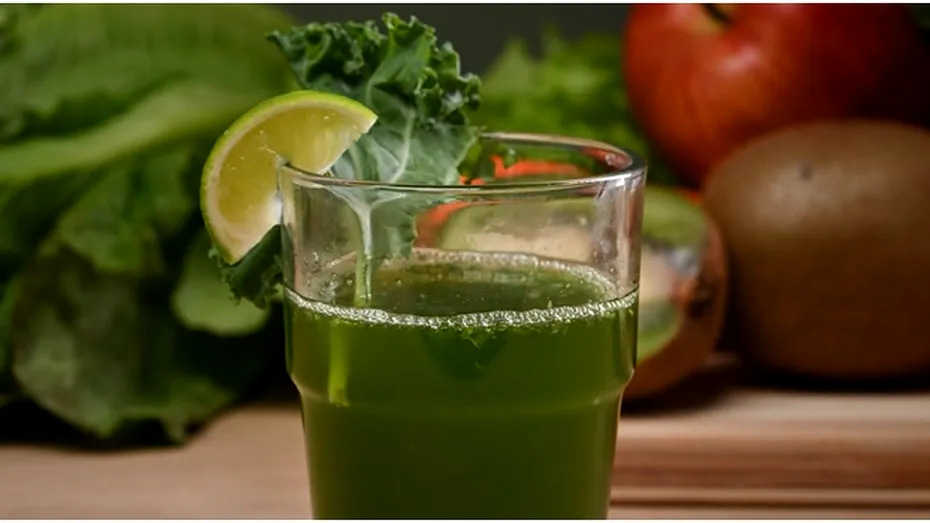 Consumul unui suc de apio în fiecare dimineață este mai bun decât „majoritatea medicamentelor puternice”, potrivit unui medic