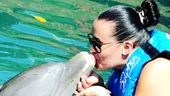 Corina Cernea: ”Mi-am dorit o poză cu un delfin și am ajuns în 80 de țări”