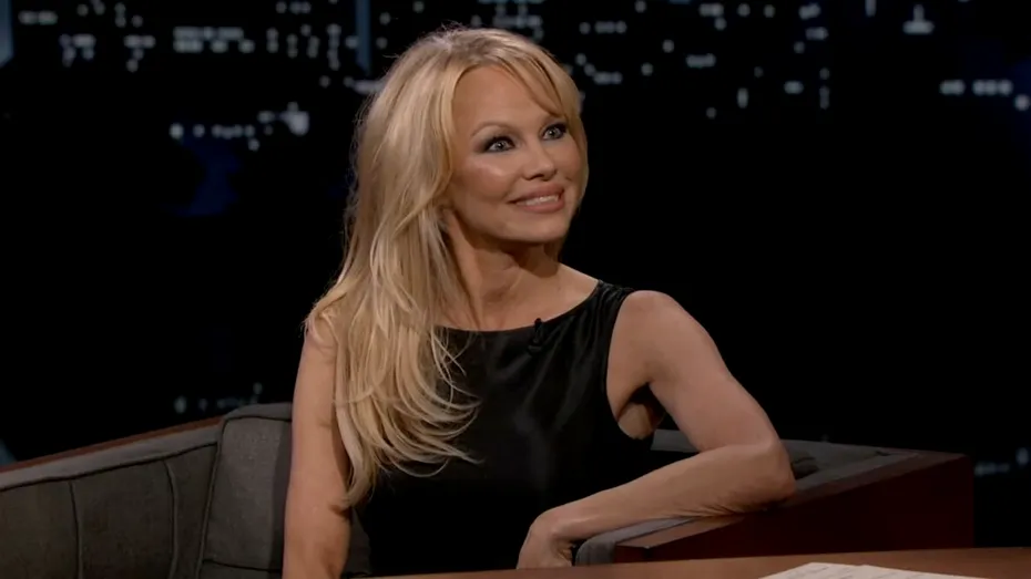 Cum arată Pamela Anderson, fără pic de machiaj. Are 56 de ani, dar fanii abia o mai recunosc