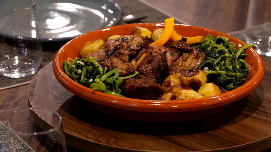 4 rețete delicioase de friptură de ied pe care merită să le încerci