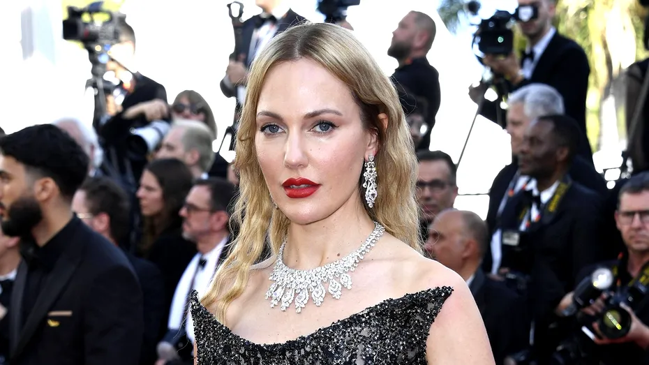 Meryem Uzerli, apariție surprinzătoare la Festivalul de Film de la El Gouna. Cum arată acum actrița care a interpretat-o pe Sultana Hürrem