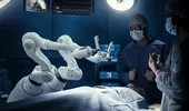 Operațiile robotice nu sunt ceea ce cred mulți. Un chirurg cardiac explică rolul real al robotului