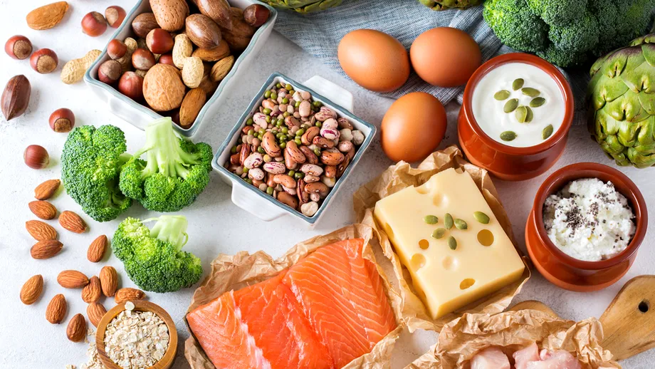 14 alimente care conțin mai multă proteină decât un ou, ideale pentru micul dejun