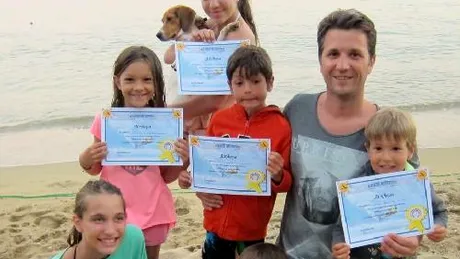 Andi Moisescu a organizat pe plajă concursul „Skiathos are talent“