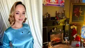 Cum și-a decorat Andreea Marin livingul de Crăciun. Iată ce are pe pianul la care cântă și fiica ei