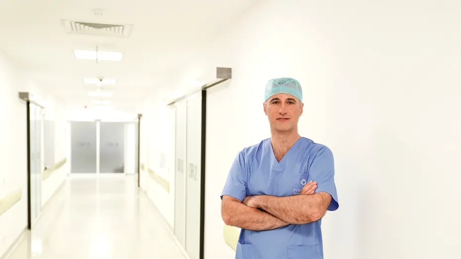 Protezarea articulară: medicul ortoped spune când și cui se adresează