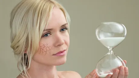 Alimentele care te îmbătrânesc: cu ce să le înlocuieşti - VIDEO by CSID