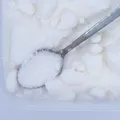 De ce se întărește zahărul în recipient? Trucul simplu care îl poate face din nou fin și ușor de folosit