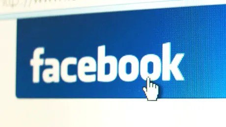 Majoritatea minorilor care au conturi pe Facebook mint în privinţa vârstei lor