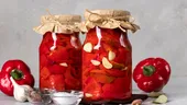 Gogoșari în oțet pentru iarnă. Rețeta clasică, pe care e musai să o încerci! Se face rapid