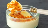 Crème brûlée, desertul regal ușor de făcut acasă. Rețeta din 5 ingrediente