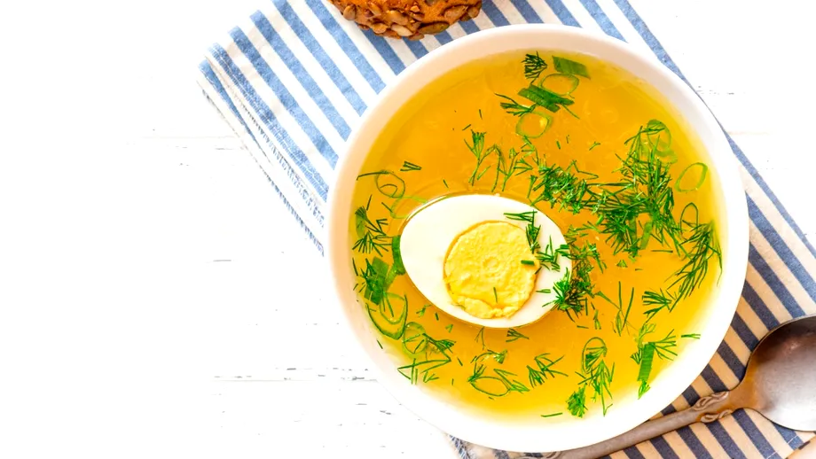 Rețetă de ciorbă cu ouă fierte. Preparatul simplu și plin de gust