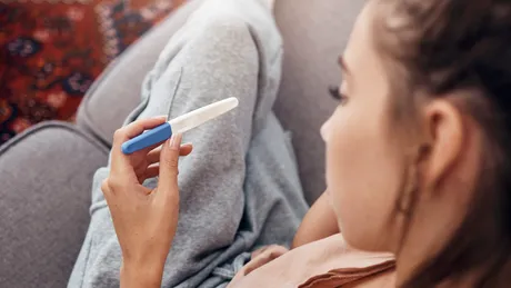 Franța a devenit prima țară din lume care a pus dreptul la avort în Constituție: „Corpul tău îţi aparţine şi nimeni nu poate decide în locul tău“