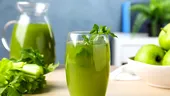 Cura de 5 zile cu suc de pătrunjel și măr verde. Ce spun studiile despre detoxifierea ficatului și creșterea energiei