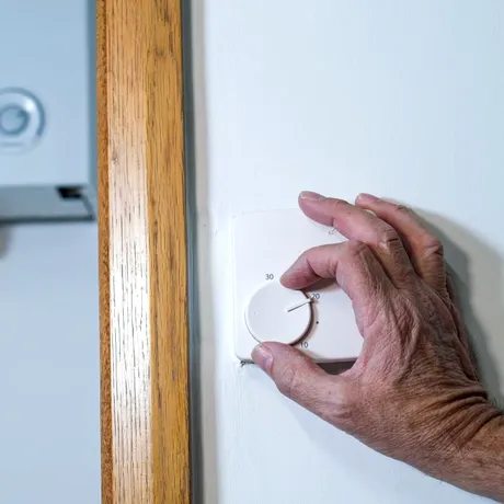 Temperatura la care trebuie să setați termostatul când sunt temperaturi negative, atât ziua, dar și noaptea! Nu-ți va crește factura la energie