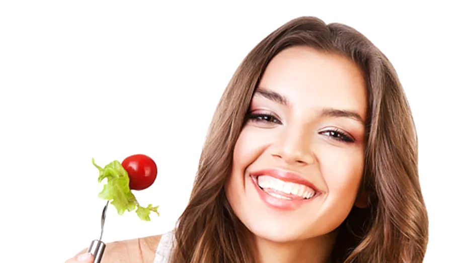 10 alimente care menţin sănătatea dinţilor