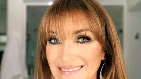 Jane Seymour a împlinit 72 de ani! Actrița e superbă!