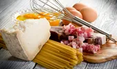 Secretul spaghetelor carbonara ca-n Italia: NU se folosește smântână! Vezi rețeta din 5 ingrediente