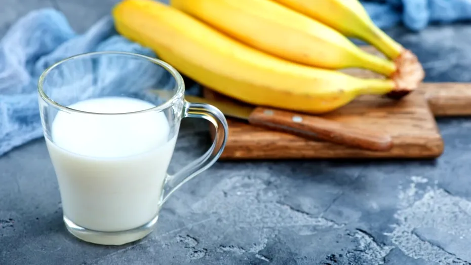 Dieta cu banane și lapte: o ții 4 zile, scapi de 4 kilograme. Ce și cât trebuie să mănânci