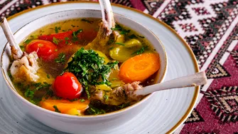 Ciorba de miel „à la Radu Anton” cucerește mesele de Paște. Rețeta simplă care a devenit preferata gospodinelor