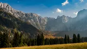 Cum poți petrece 30 de zile fără să plătești chirie într-un colț spectaculos din Alpii italieni?