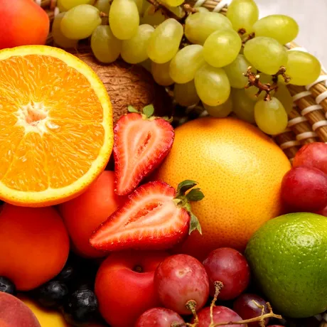 Ce fructe să mănânci pentru sănătatea creierului după 50 de ani! Îmbunătățesc memoria și funcția cognitivă