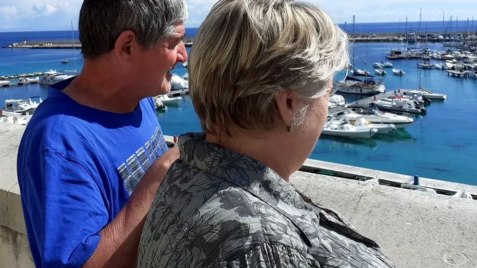 Cine e românul mort sub cărămizile turnului medieval Torre dei Conti din Roma. Soția lui a privit cum bărbatul e prins sub tone de moloz