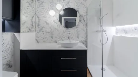 10 trucuri geniale pentru o baie mai spațioasă și mai modernă