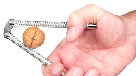 Testul pentru depistarea Alzheimer. Poate fi făcut de oricine acasă!