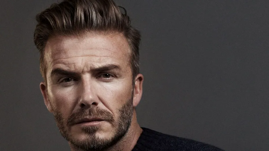 Revista People: David Beckham este cel mai sexy bărbat în viaţă pe anul 2015