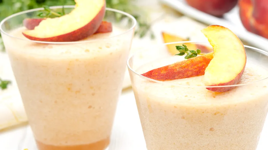 Desert rece cu piersici - rețetă italienească veche