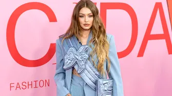 Gigi Hadid și trendul „color melting”: culoarea de păr care pare mai naturală decât balayage-ul