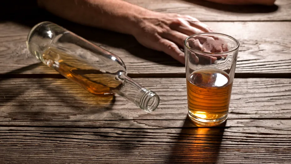 De la câte pahare pe zi se poate spune că ești alcoolic?