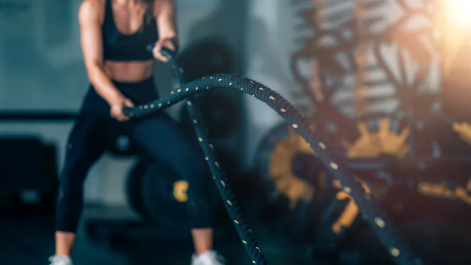 Mersul la sală în tinerețe reduce riscul de demență la bătrânețe