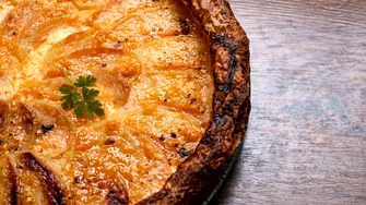 Desertul vegan care se face în 5 minute și nu conține zahăr! Cum se prepară plăcinta cu ananas și cocos