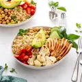 Alimente care îți asigură zilnic 100g de proteină