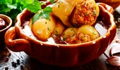 Cât timp trebuie să fiarbă ardeii umpluți? Umplutura nu se va destrăma, iar ardeii vor fi fragezi