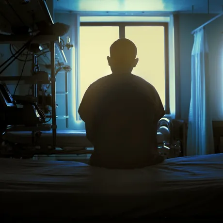 Un bărbat de 60 de ani a ajuns la spital cu paranoia și halucinații după ce a urmat sfaturile medicale oferite de ChatGPT