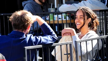 Fiica fostului președinte Obama, surprinsă în compania unui bărbat misterios