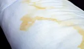 Petele galbene de pe perne. Ce spun acestea despre starea ta de sănătate și somnul tău